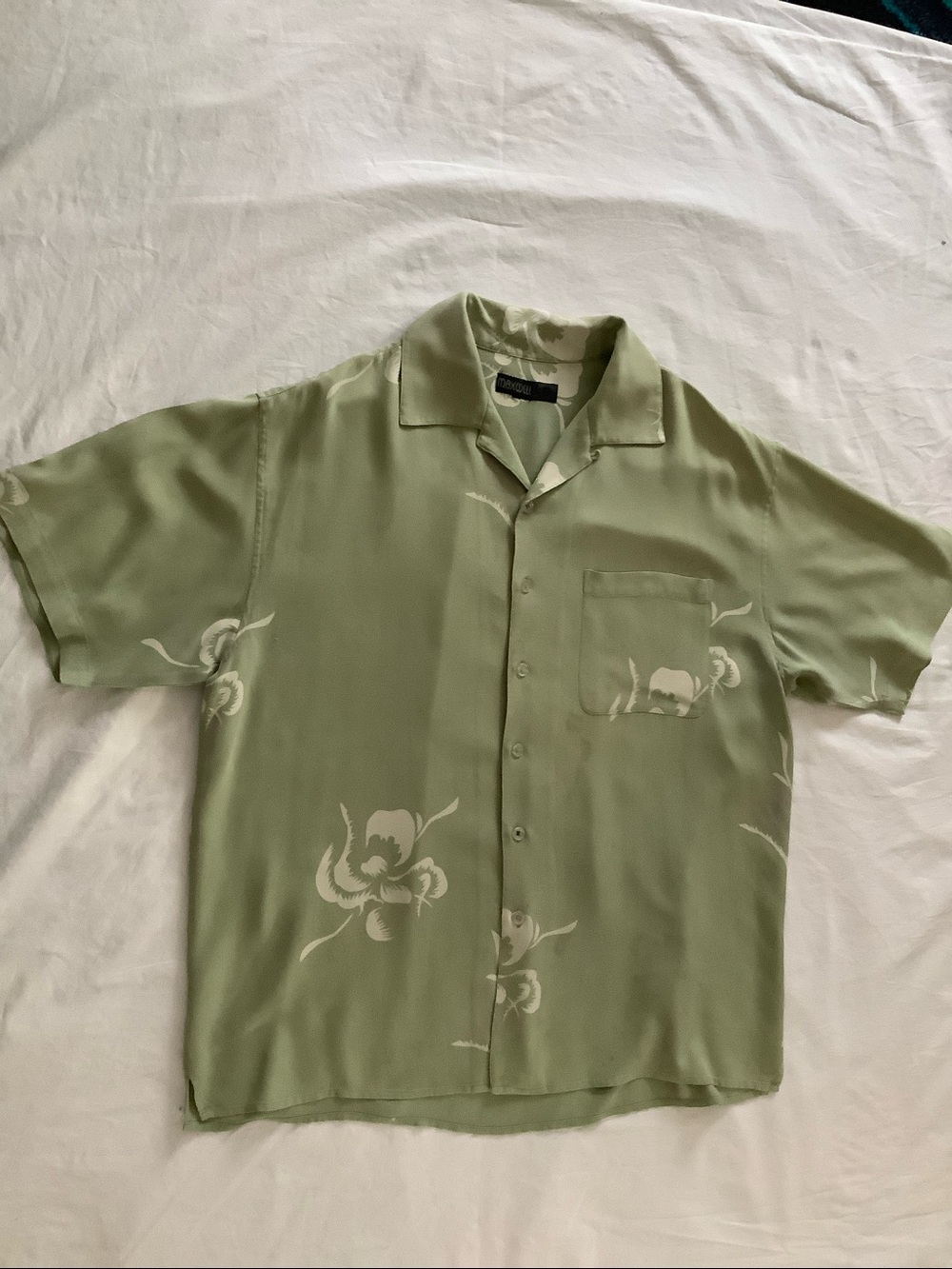 Men's Light Green Floral Short-Sleeve Button-Up Shirt